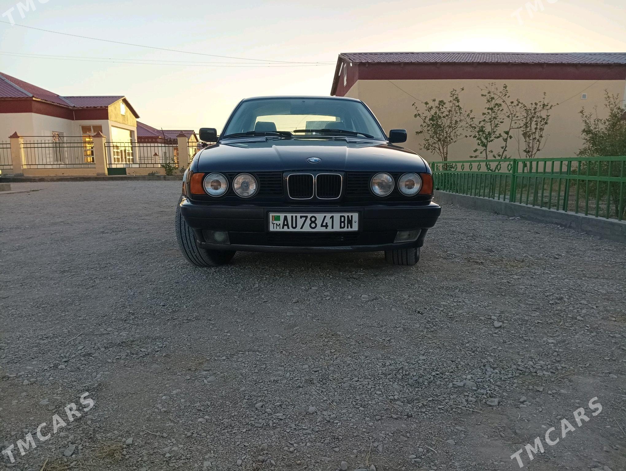 BMW E34 1994 - 80 000 TMT - Балканабат - img 3