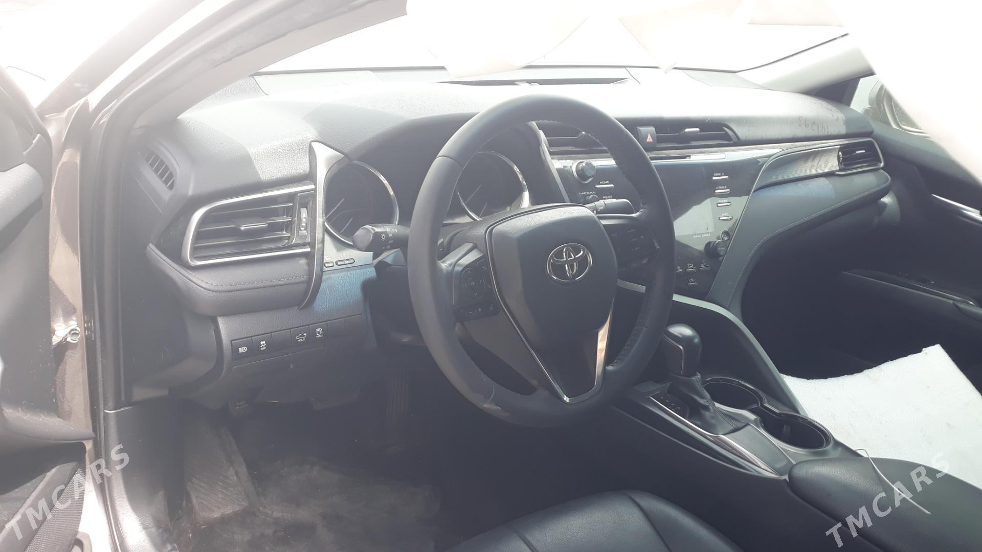 Toyota Camry 2020 - 290 000 TMT - Baýramaly - img 6
