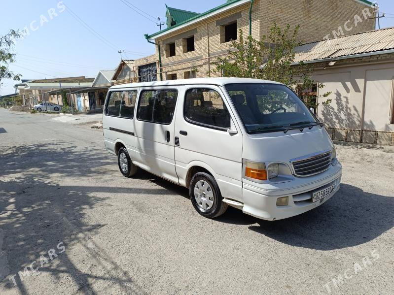 Toyota Hiace 2004 - 120 000 TMT - Туркменабат - img 2