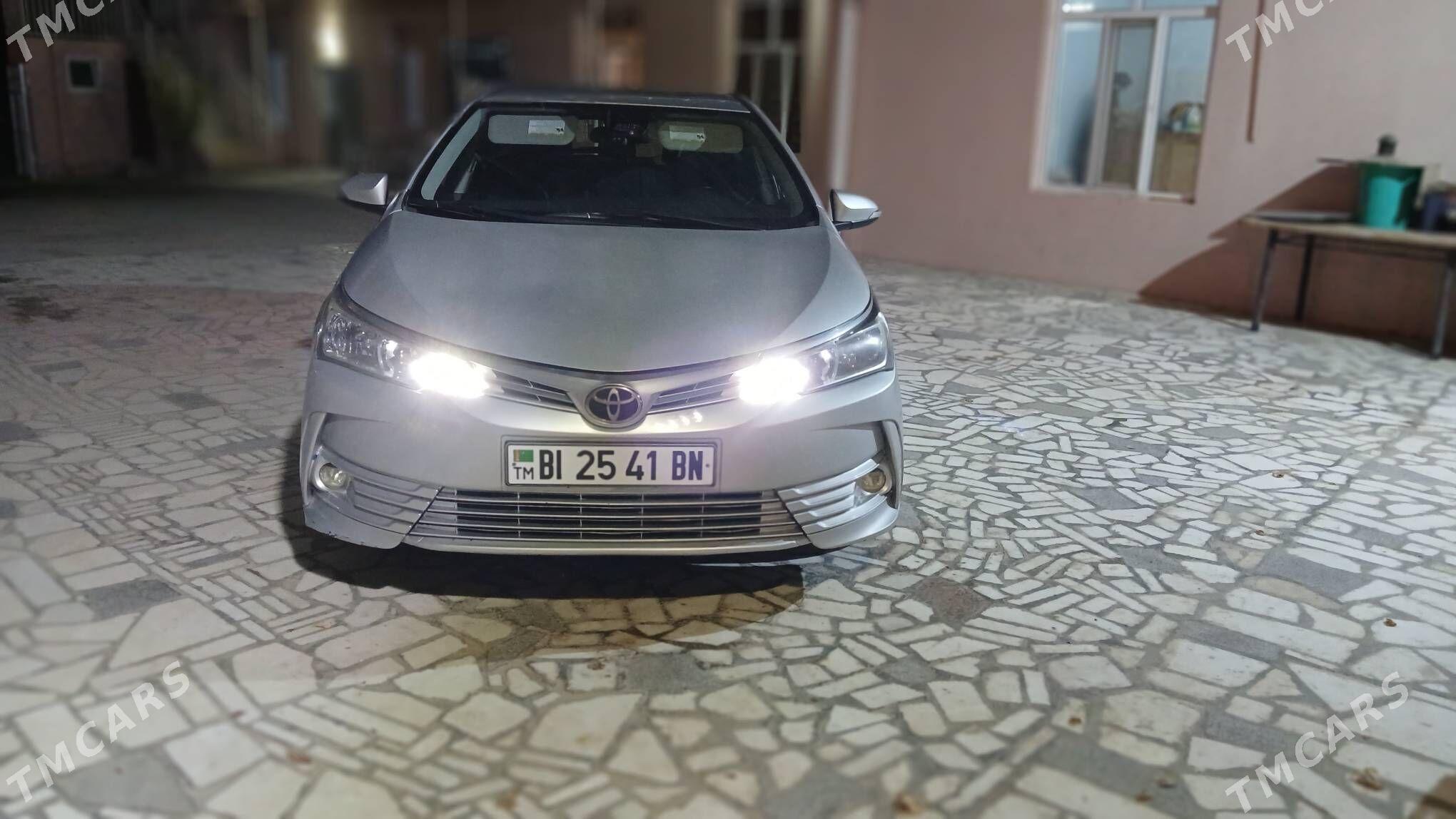 Toyota Corolla iM 2016 - 200 000 TMT - Туркменбаши - img 4
