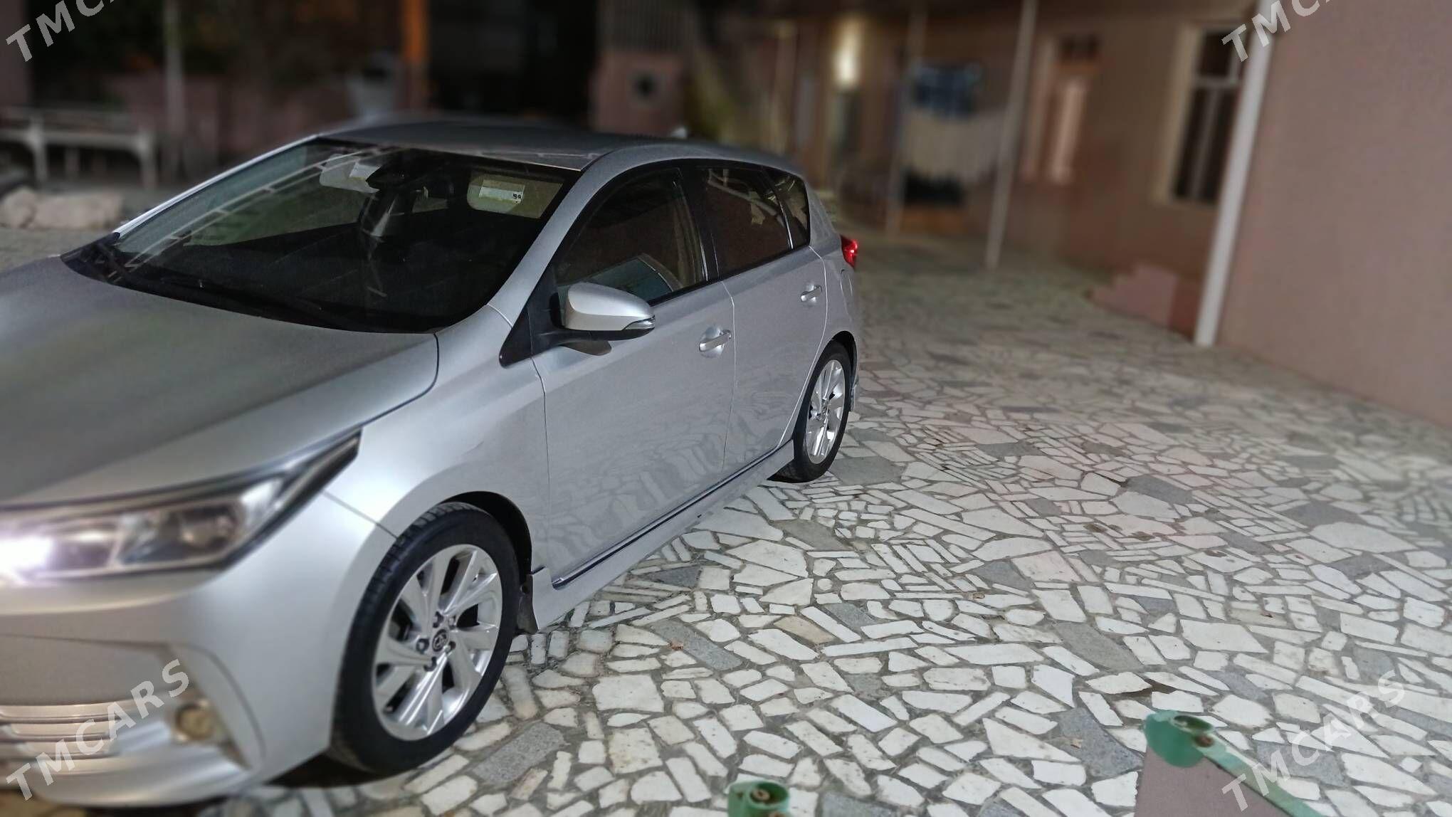 Toyota Corolla iM 2016 - 200 000 TMT - Туркменбаши - img 1