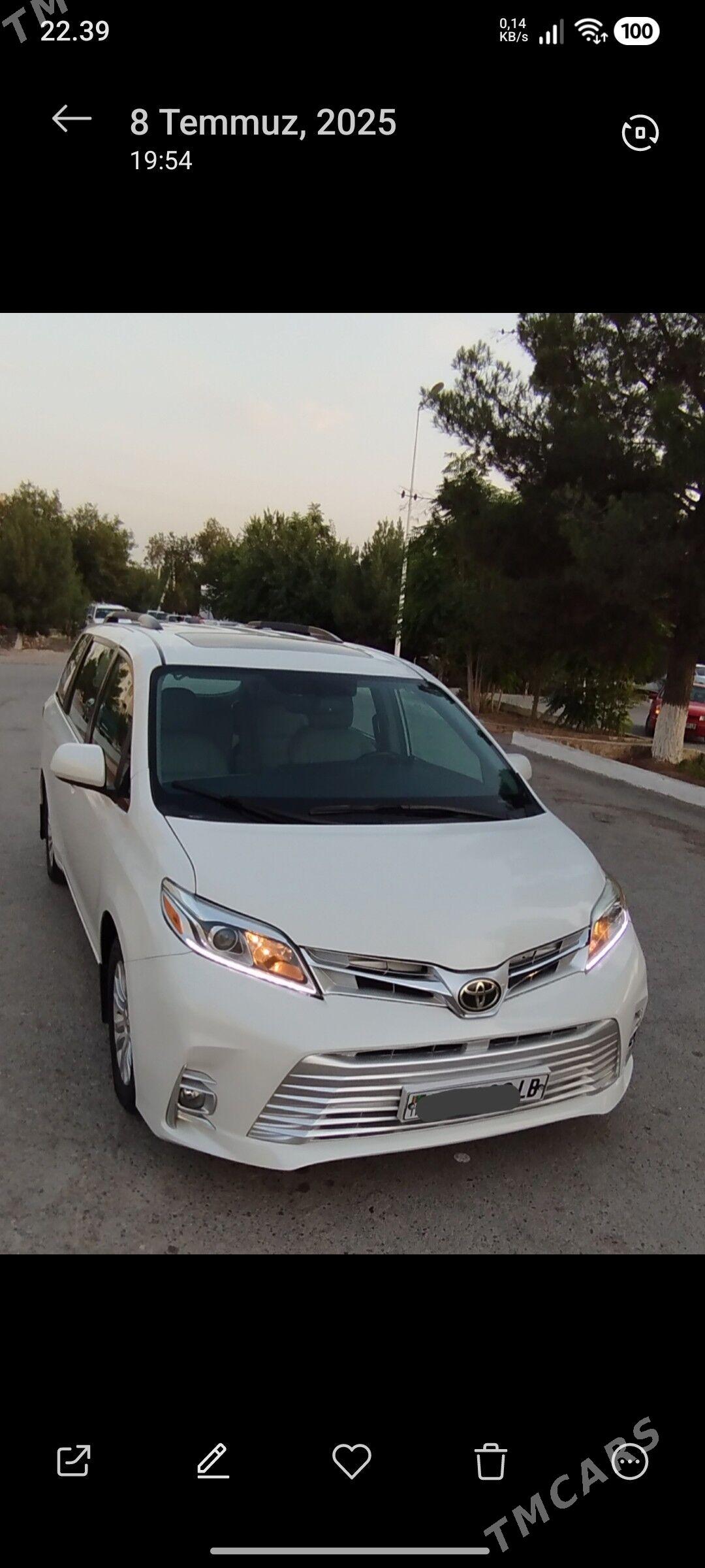 Toyota Sienna 2017 - 400 000 TMT - Туркменабат - img 6