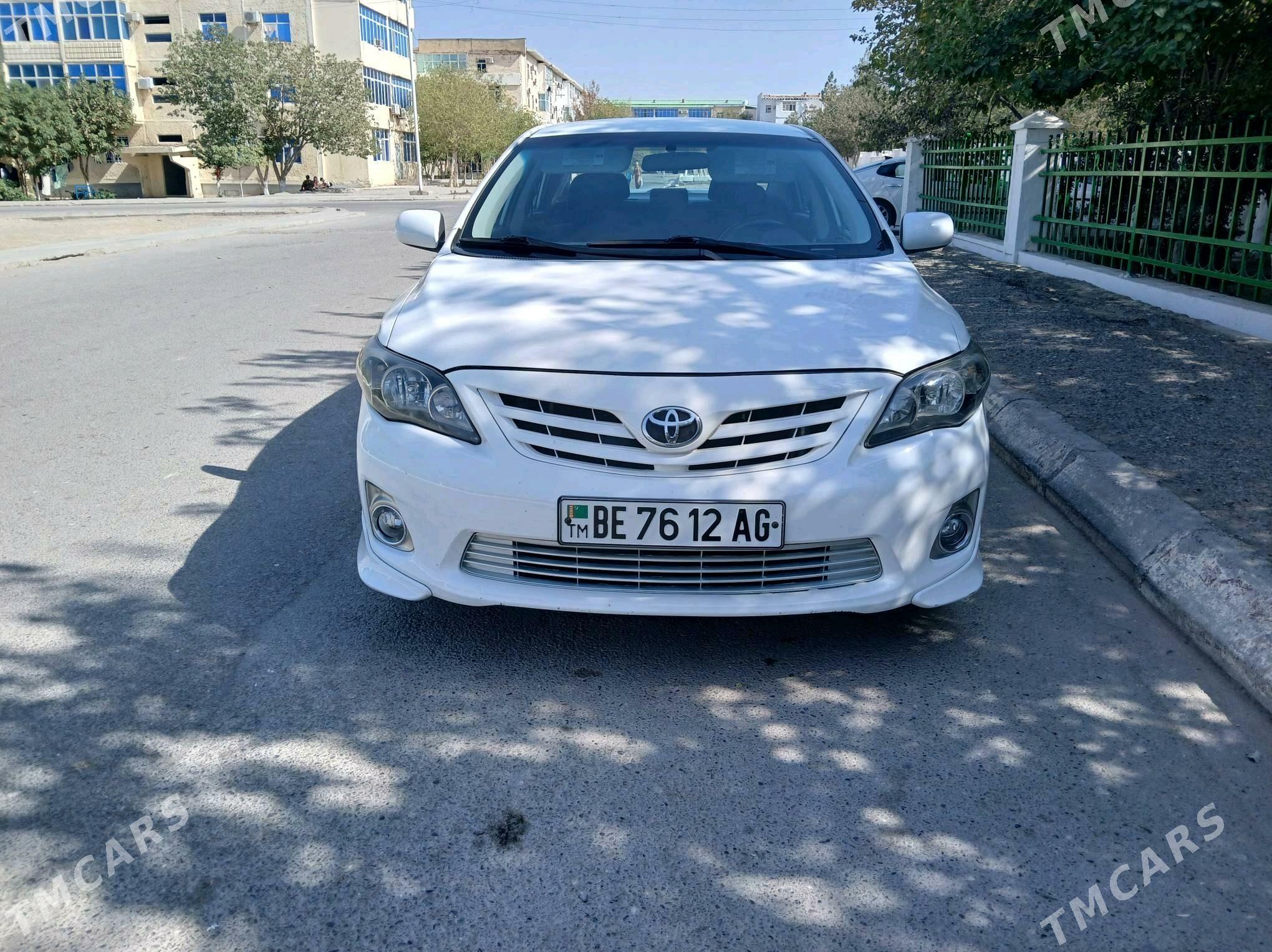 Toyota Corolla 2011 - 163 000 TMT - Büzmeýin - img 4