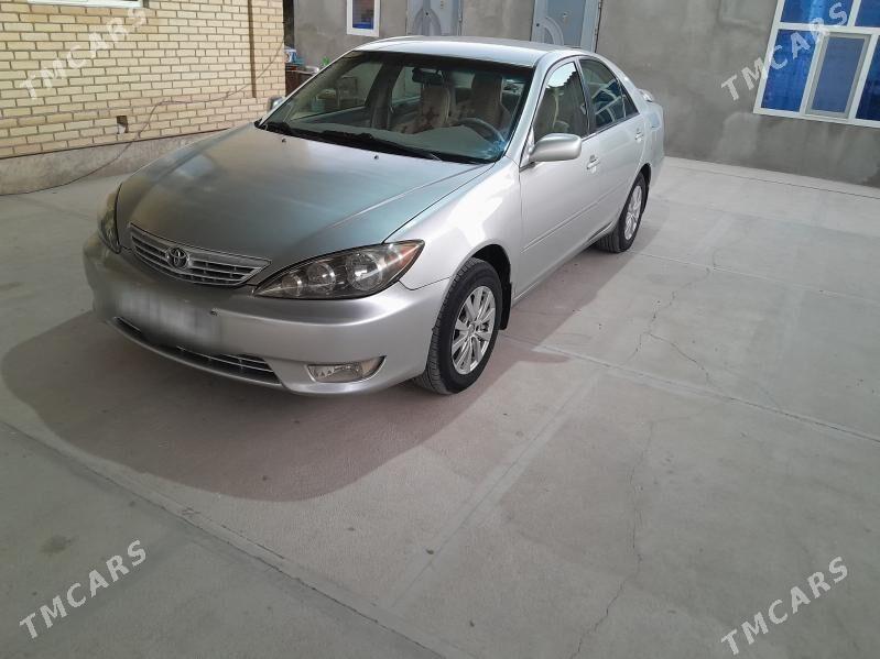 Toyota Camry 2003 - 150 000 TMT - Мургап - img 3