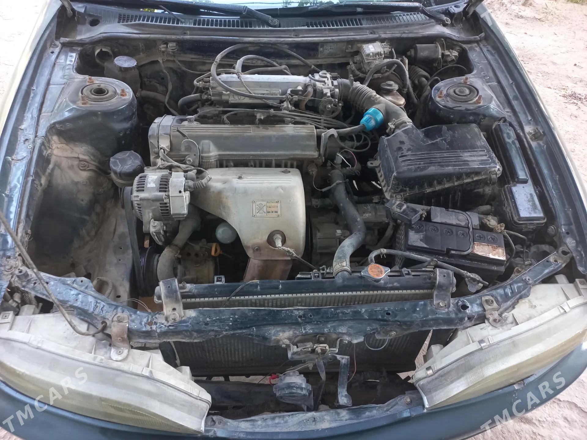 Toyota Carina 1993 - 35 000 TMT - Dänew - img 3
