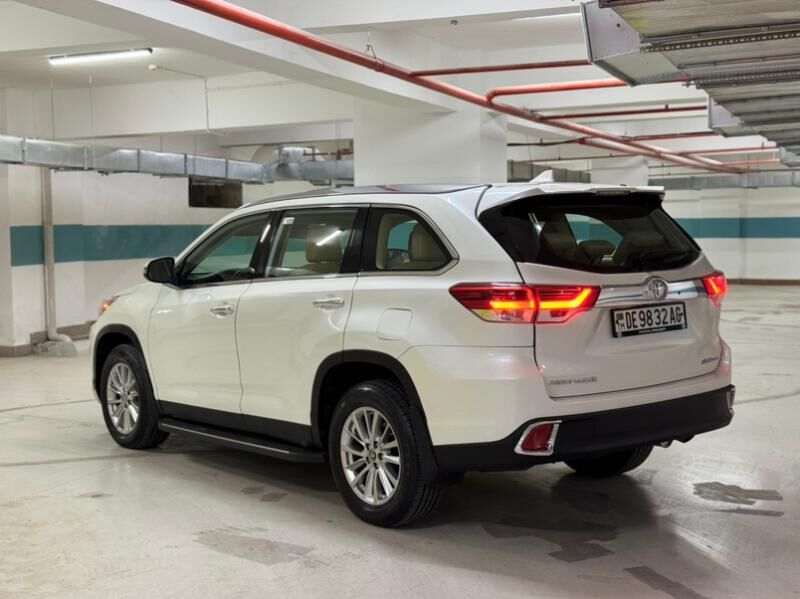 Toyota Highlander 2019 - 458 000 TMT - Ашхабад - img 3
