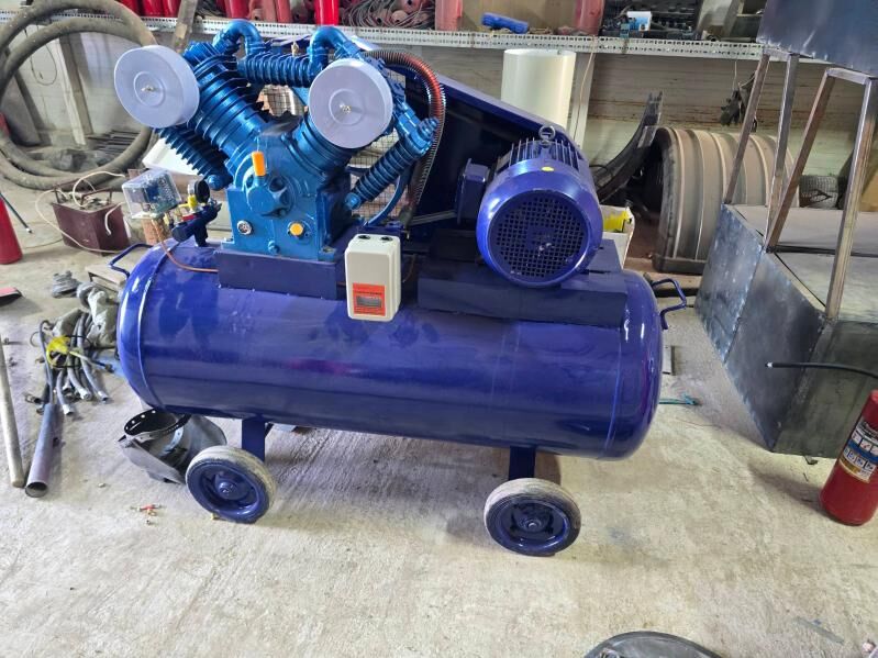 Kompressor 16 atmosfera 4 poşu 19 000 TMT - Murgap - img 3