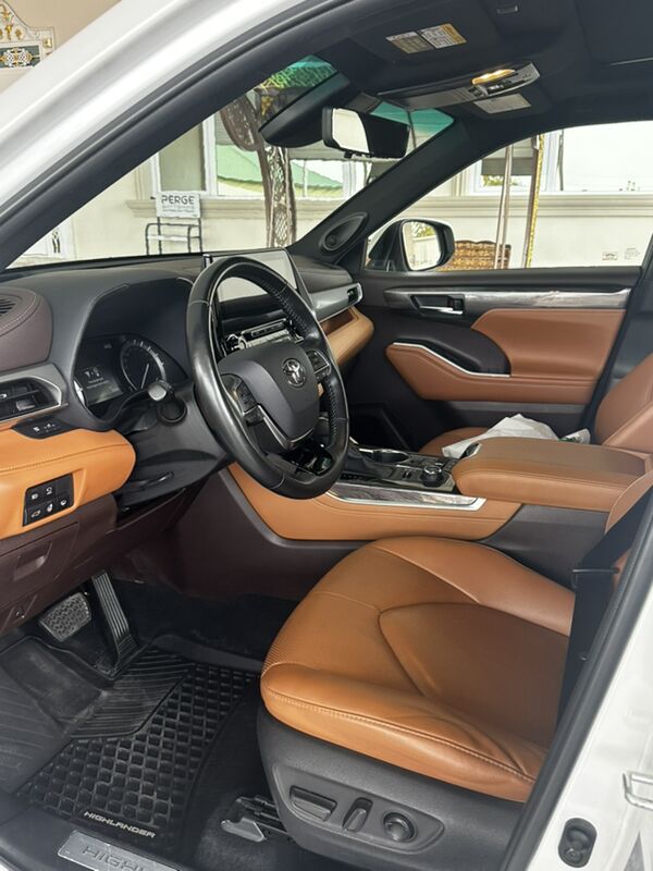 Toyota Highlander 2020 - 625 000 TMT - Aşgabat - img 4