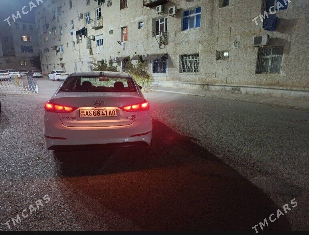 Hyundai Elantra 2017 - 190 000 TMT - 16-njy tapgyr - img 4