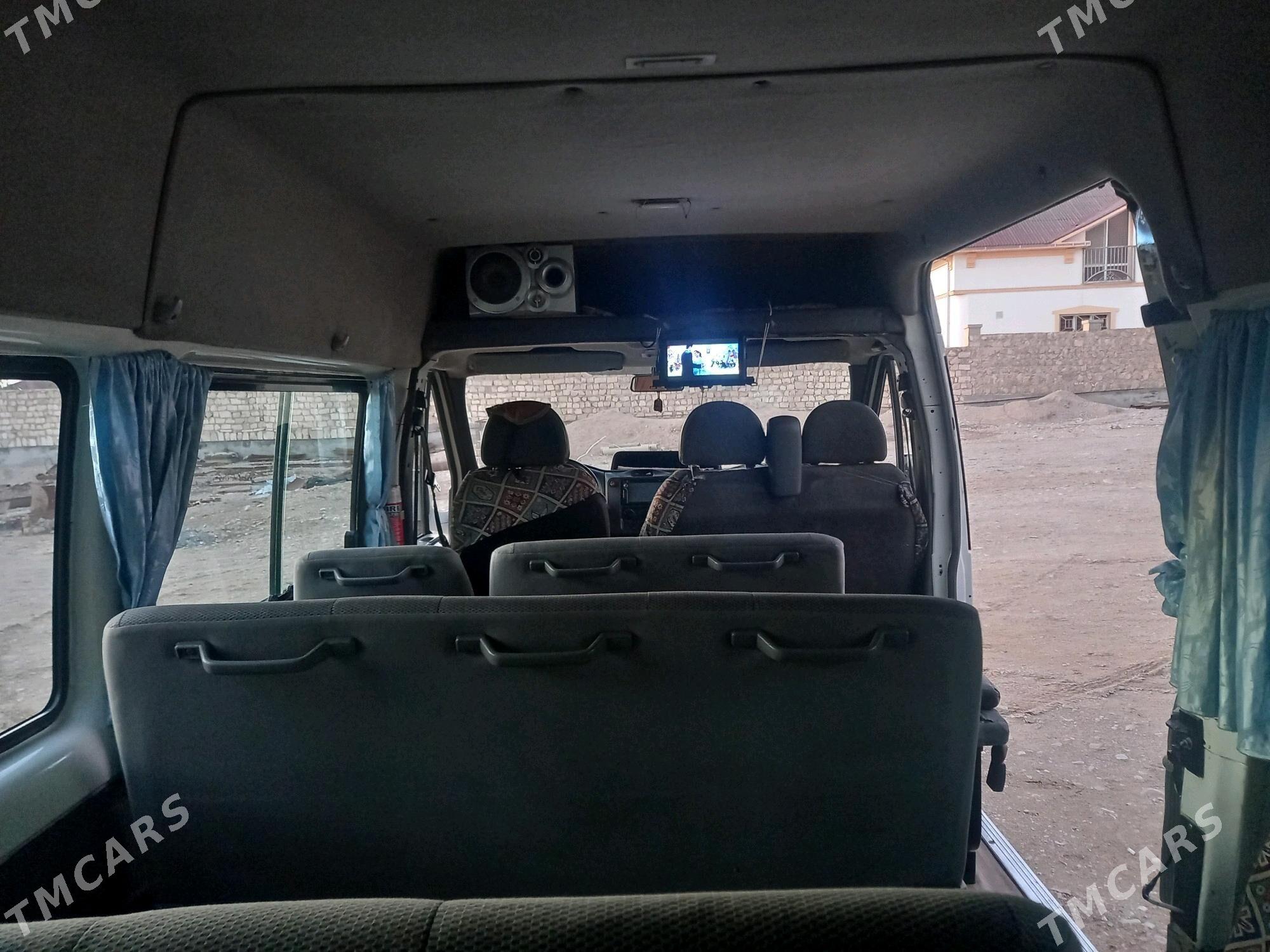 Ford Transit Cargo Van 2002 - 95 000 TMT - Балканабат - img 1