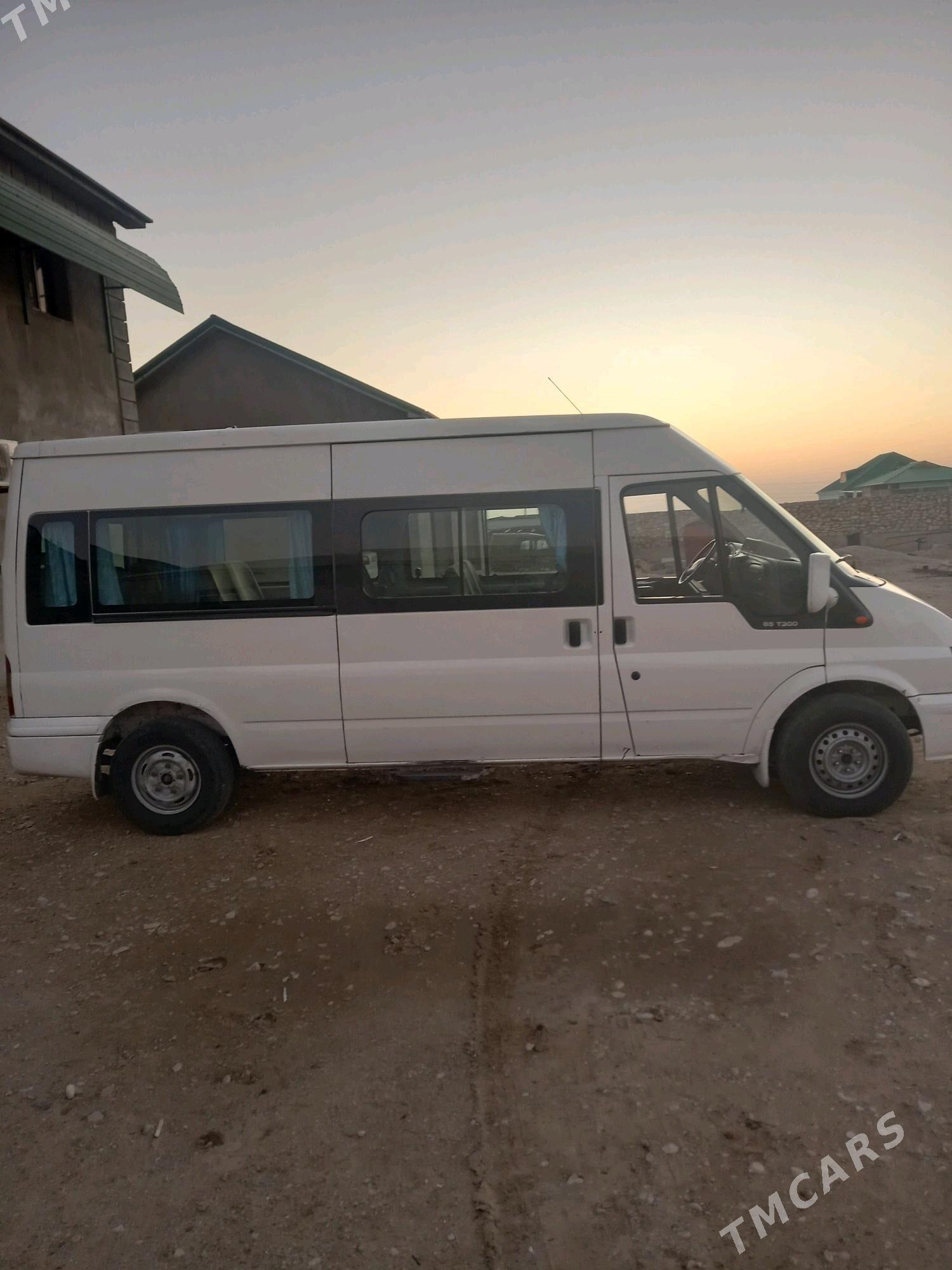 Ford Transit Cargo Van 2002 - 95 000 TMT - Балканабат - img 6