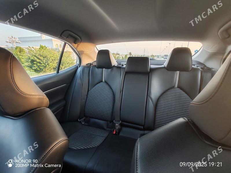 Toyota Camry 2021 - 305 000 TMT - Балканабат - img 4