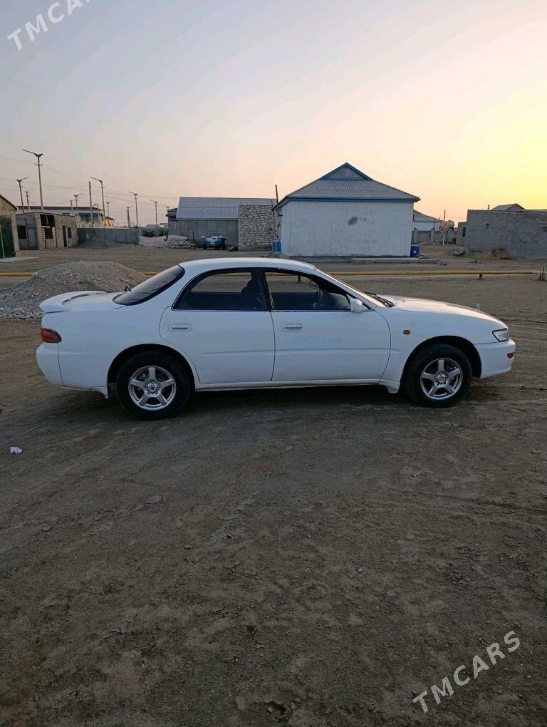 Toyota Carina 1994 - 50 000 TMT - Туркменбаши - img 3