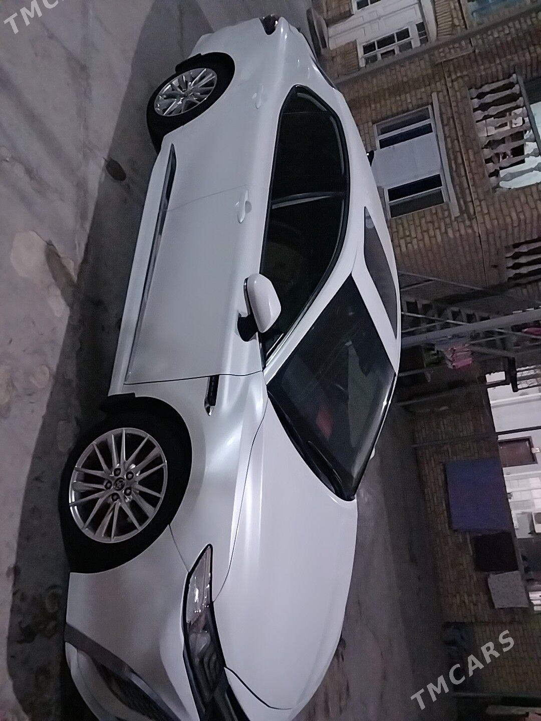 Toyota Camry 2022 - 330 000 TMT - Мары - img 3