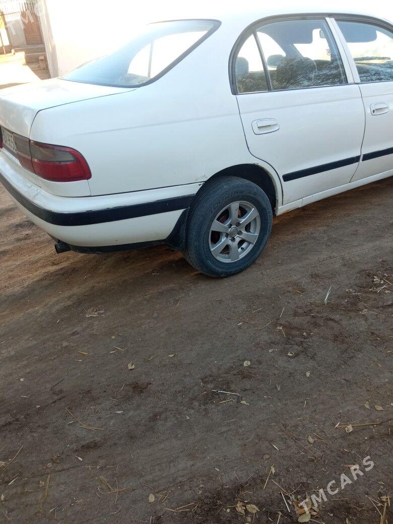 Toyota Carina 1994 - 80 000 TMT - Дашогуз - img 3