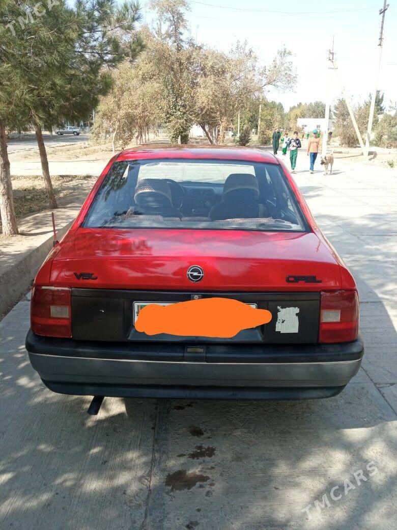 Opel Vectra 1991 - 22 000 TMT - Mary - img 4