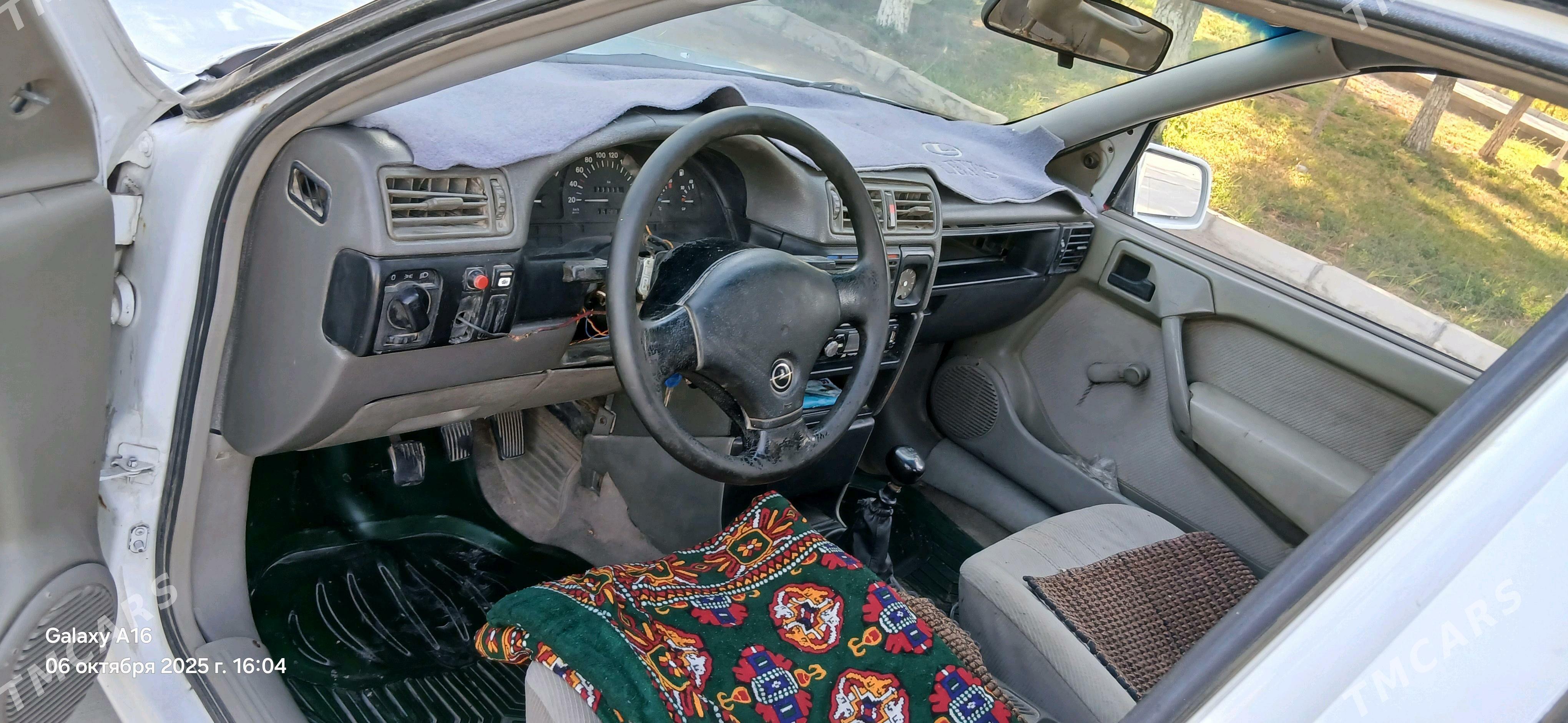 Opel Vectra 1989 - 25 000 TMT - Туркменабат - img 5