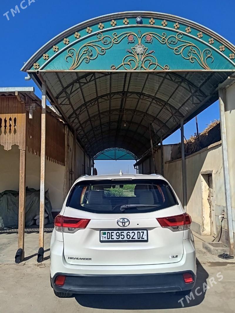 Toyota Highlander 2019 - 495 000 TMT - Гурбансолтан Едже - img 6