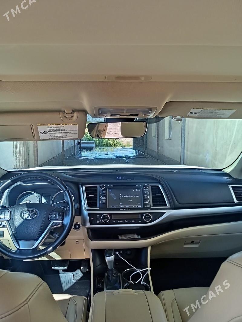 Toyota Highlander 2019 - 495 000 TMT - Гурбансолтан Едже - img 7