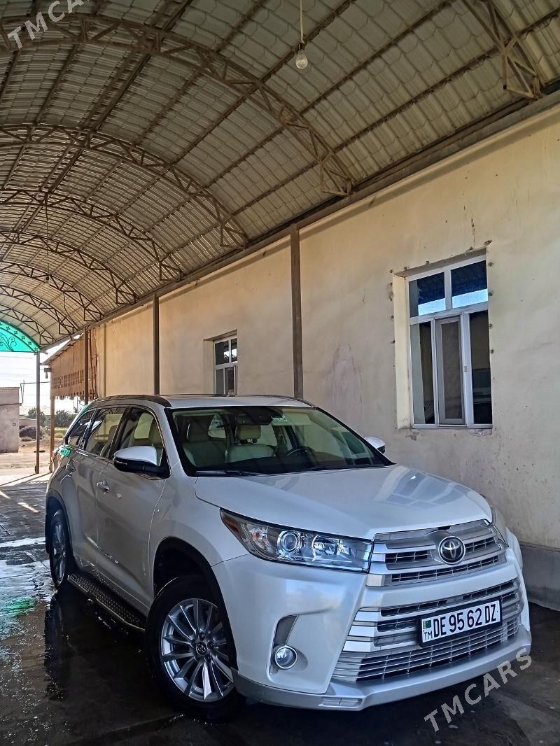 Toyota Highlander 2019 - 495 000 TMT - Гурбансолтан Едже - img 9