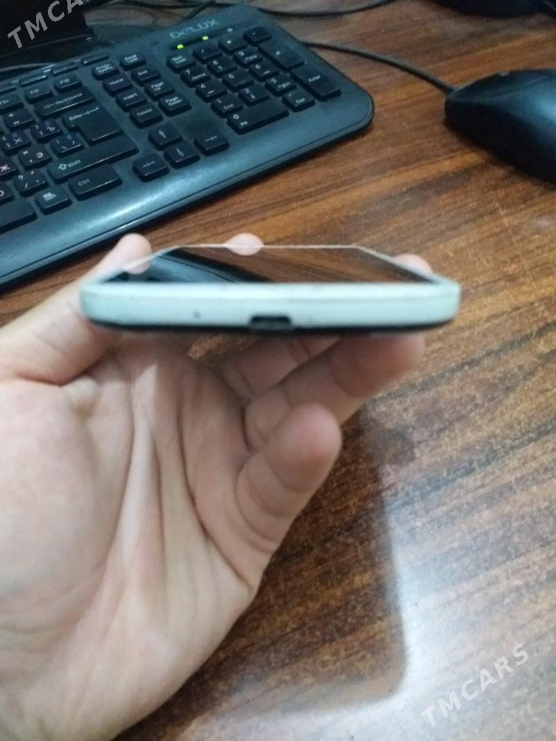 Samsung S4 - Türkmenabat - img 7
