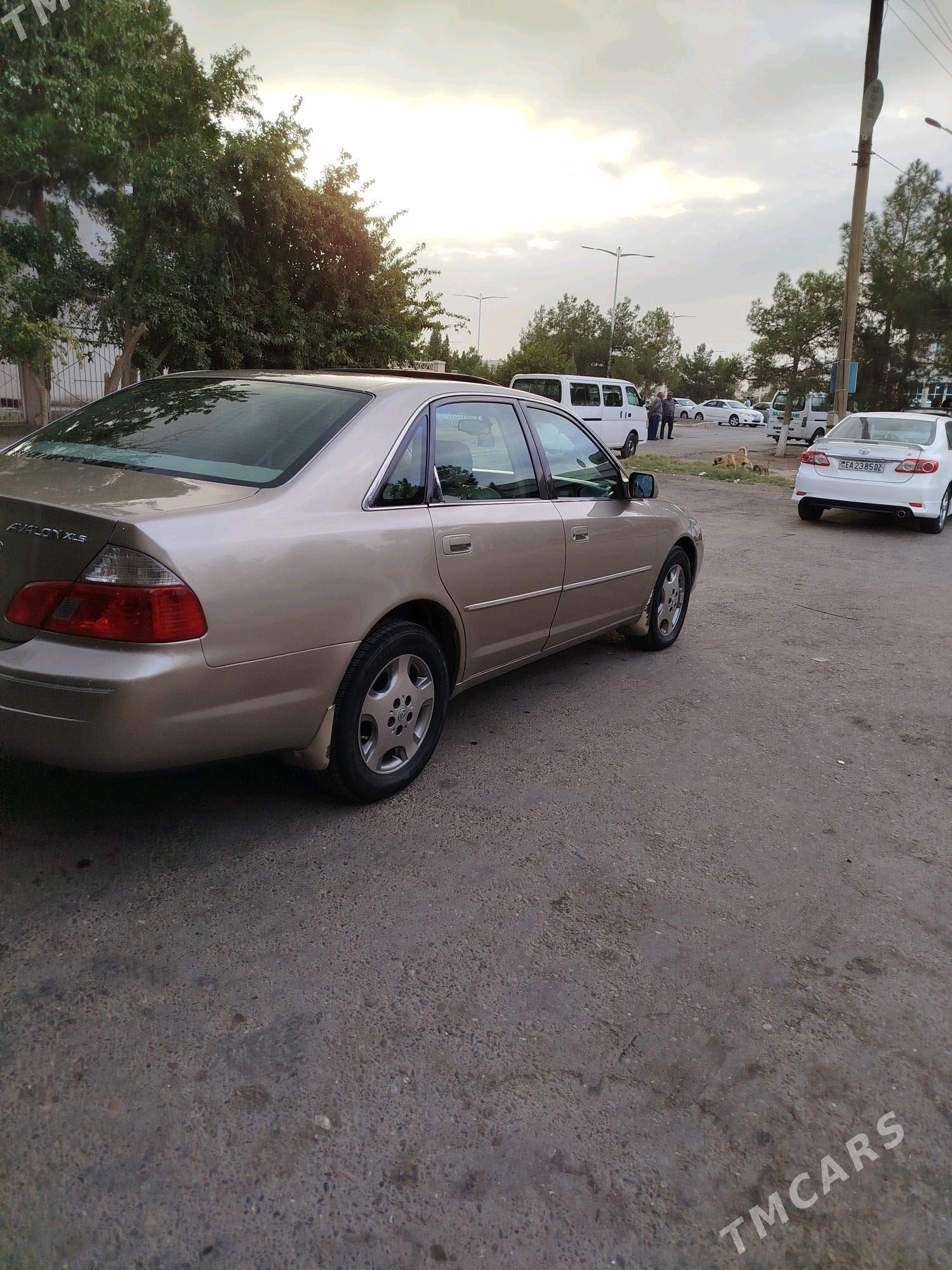 Toyota Avalon 2003 - 220 000 TMT - Байрамали - img 3