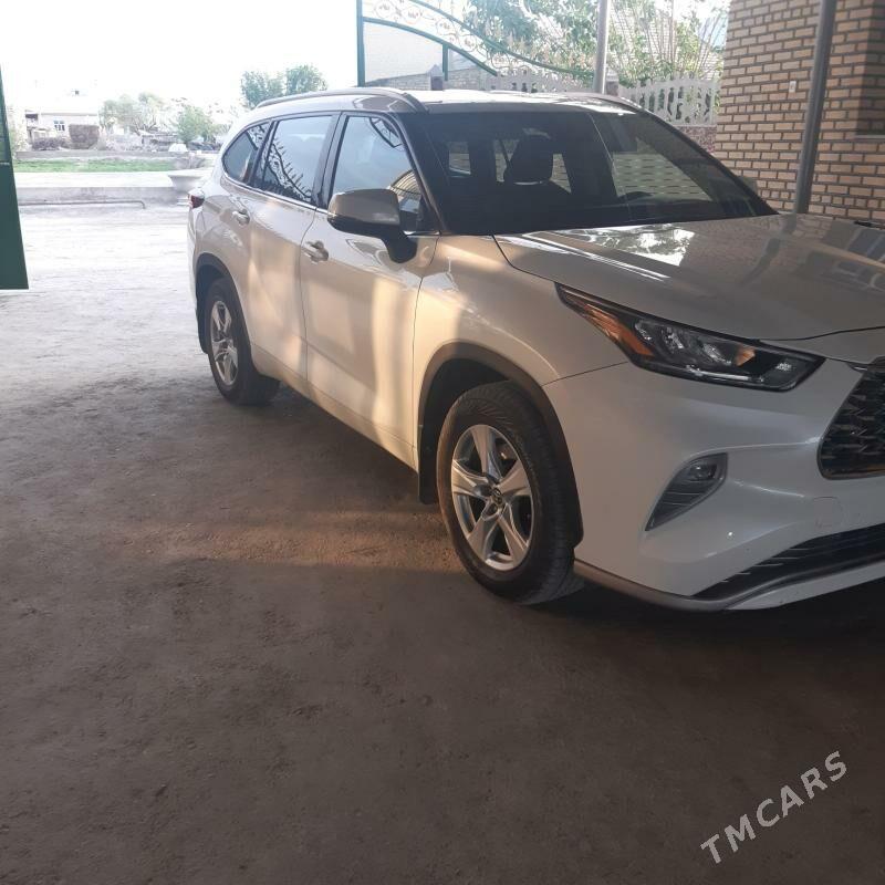 Toyota Highlander 2020 - 490 000 TMT - 30 мкр - img 4