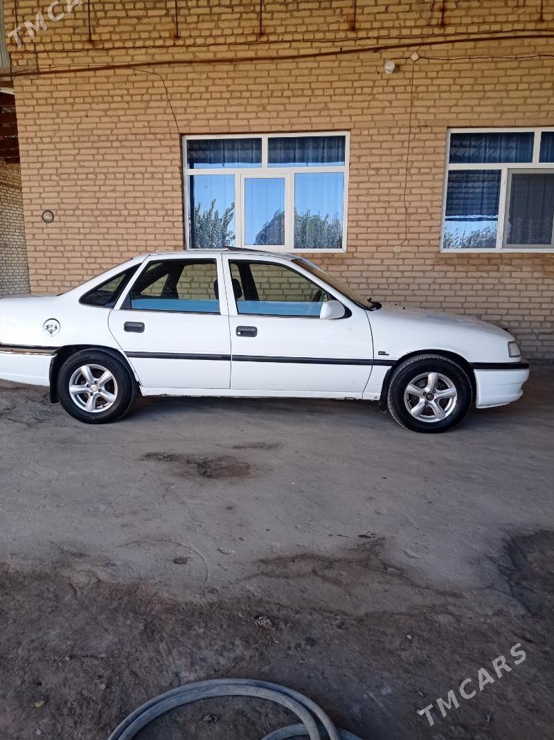 Opel Vectra 1993 - 32 000 TMT - Чарджоу - img 2