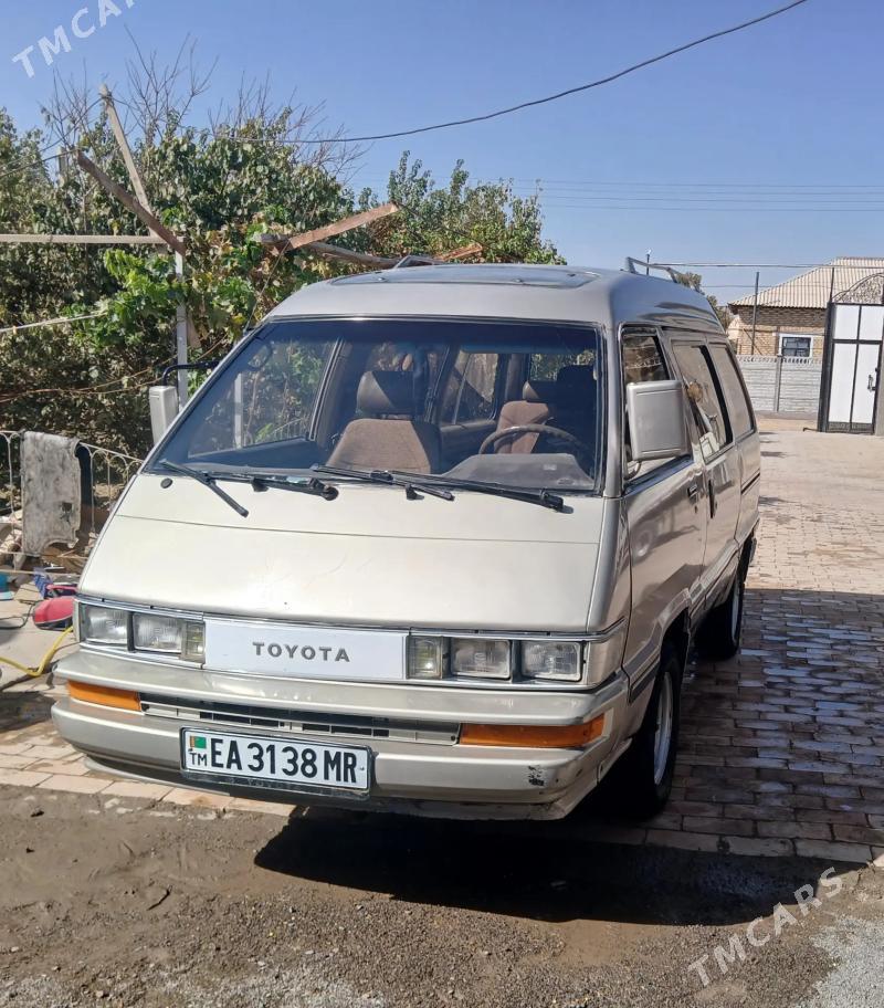 Toyota Town Ace 1986 - 25 000 TMT - Байрамали - img 3