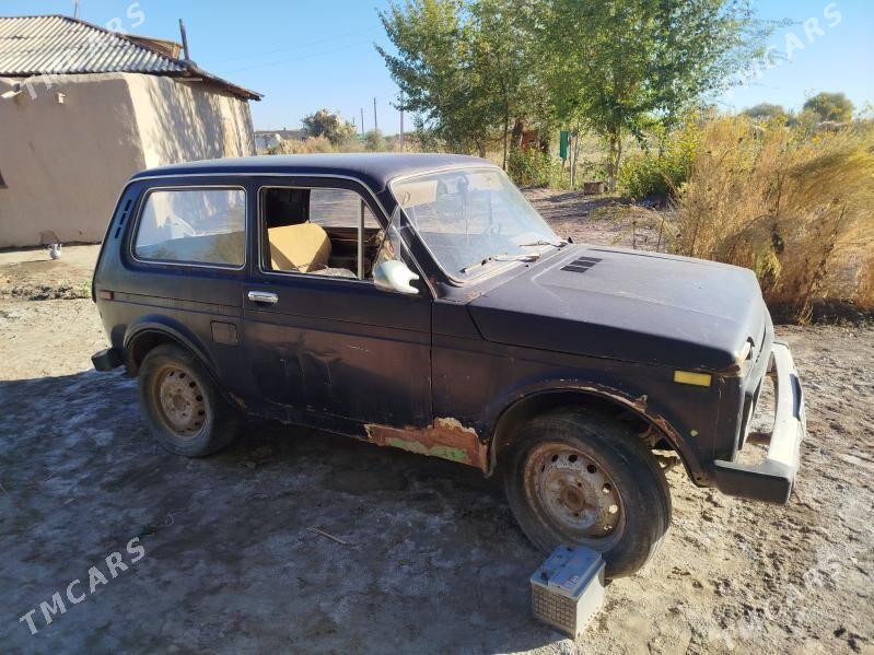 Lada Niva 1981 - 13 000 TMT - Türkmenbaşy etr. - img 2