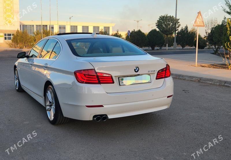 BMW F10 2011 - 240 000 TMT - Daşoguz - img 3