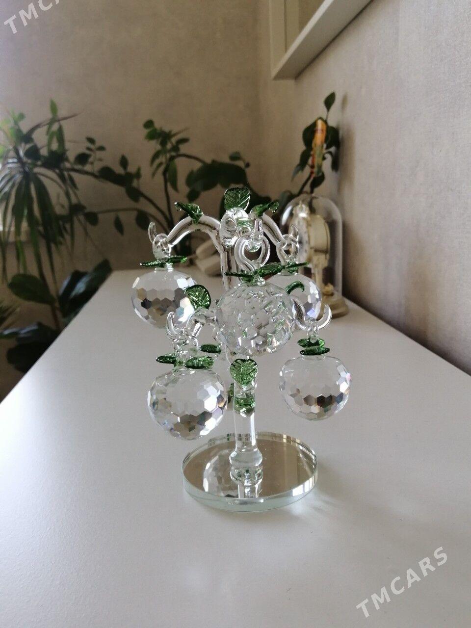 Дерево с яблоками - Гаудан "А" - img 2