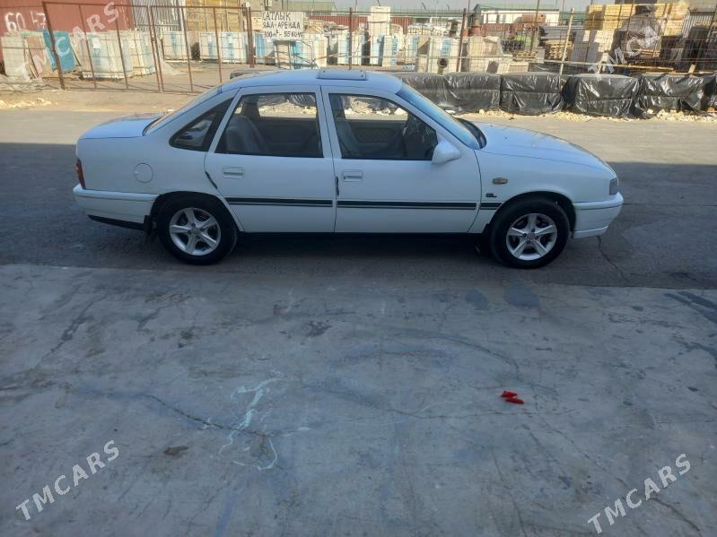 Opel Vectra 1990 - 45 000 TMT - Ак-Бугдайский этрап - img 7