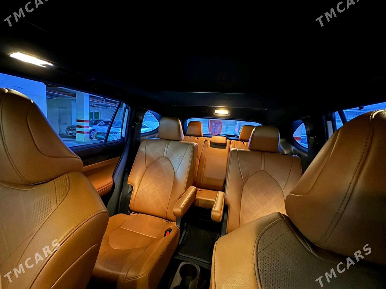 Toyota Highlander 2021 - 780 000 TMT - Айтакова (ул. Огузхана) - img 6