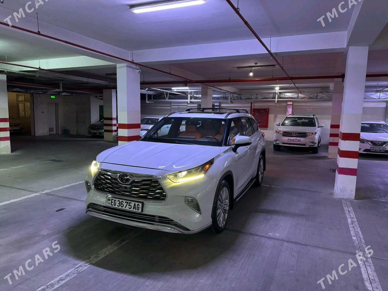 Toyota Highlander 2021 - 780 000 TMT - Айтакова (ул. Огузхана) - img 5