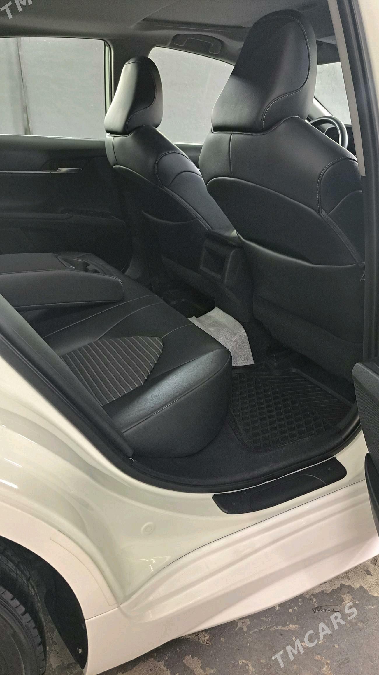Toyota Camry 2020 - 359 000 TMT - Ашхабад - img 8