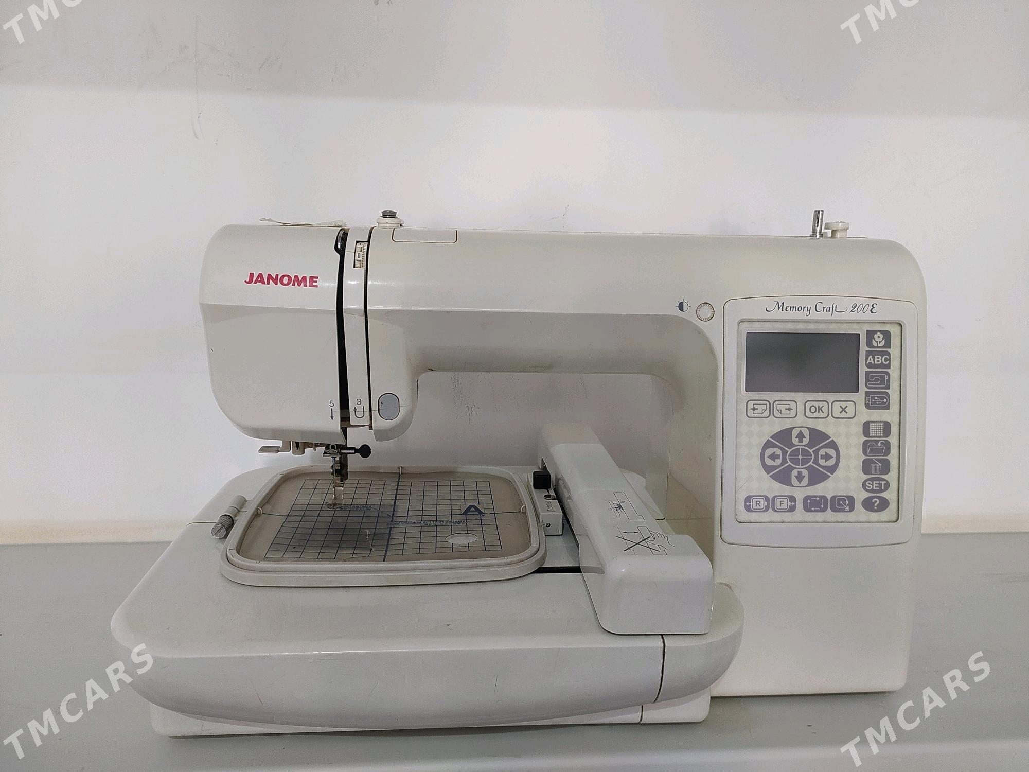 Janome - Mary - img 2