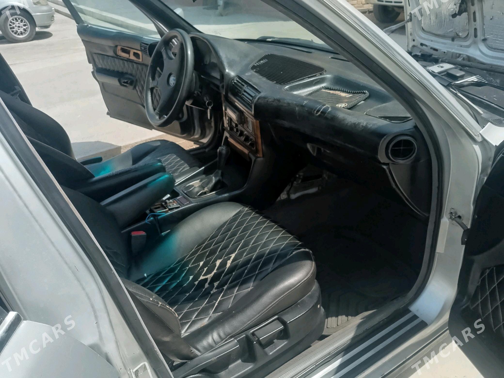 BMW 520 1993 - 35 000 TMT - Dänew - img 3
