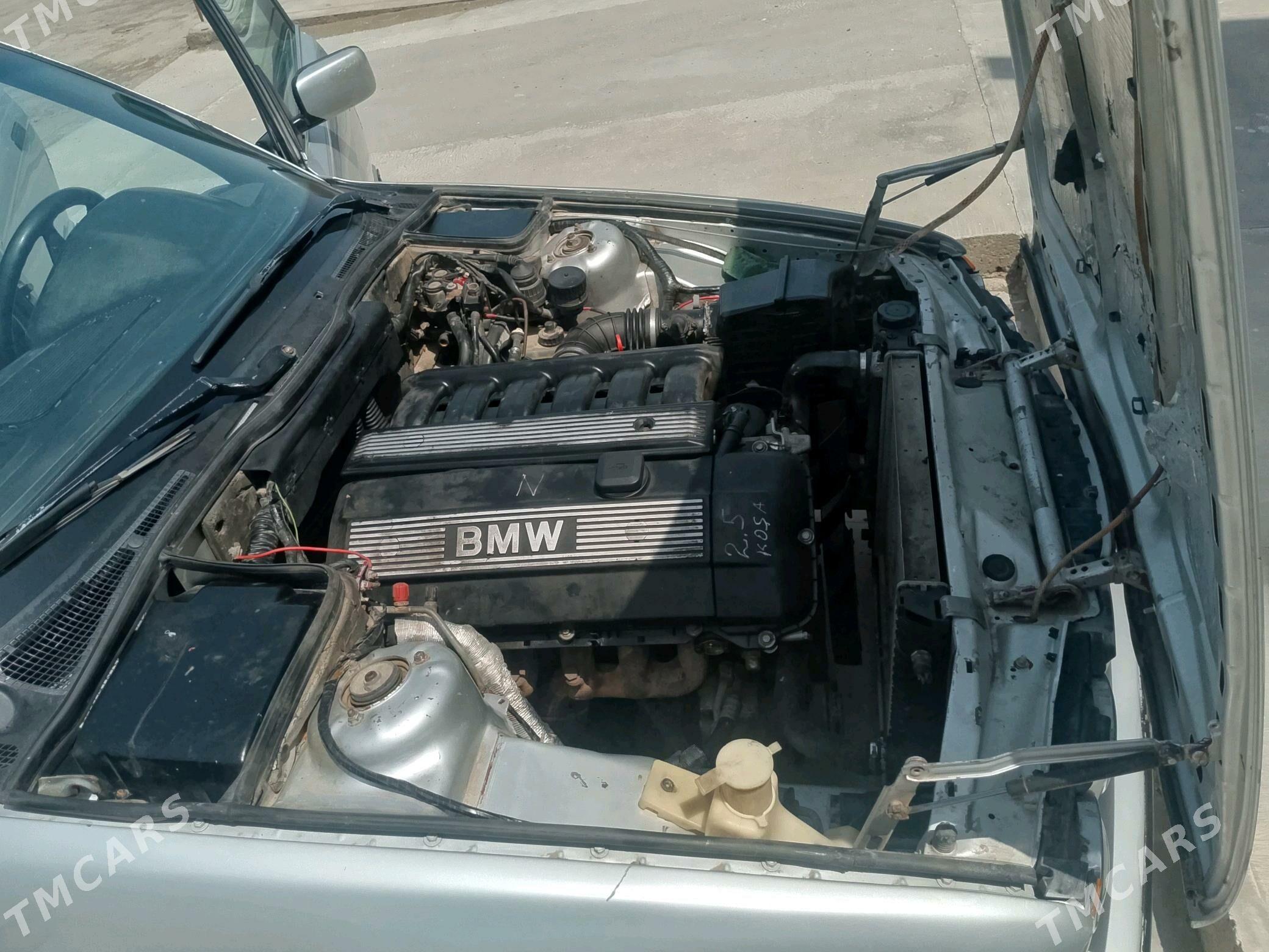 BMW 520 1993 - 35 000 TMT - Dänew - img 8