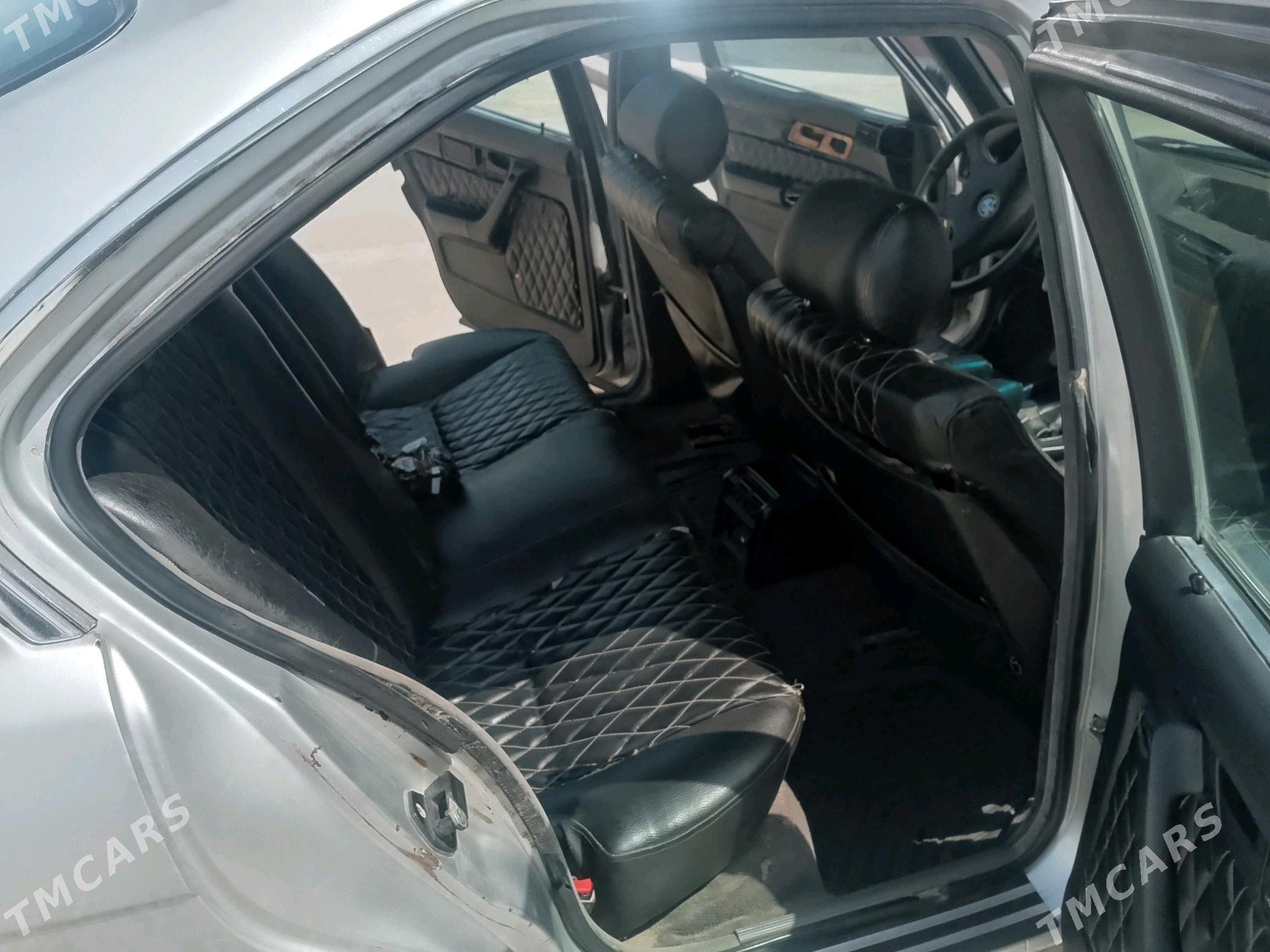 BMW 520 1993 - 35 000 TMT - Dänew - img 10