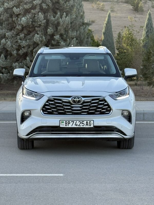 Toyota Highlander 2021 - 668 000 TMT - Ашхабад - img 4