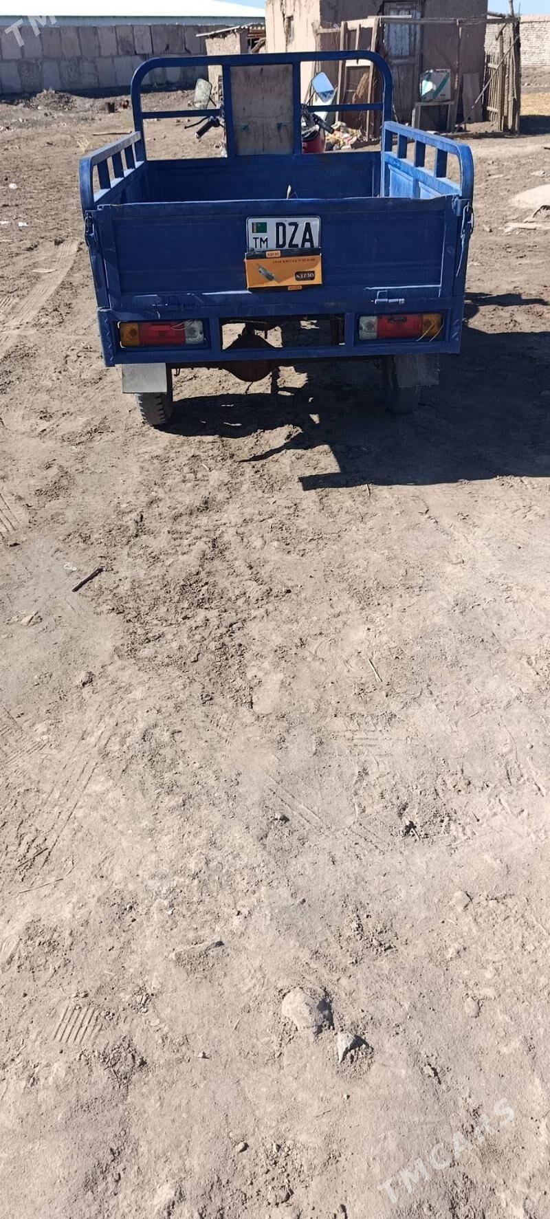 Fekon FK150-8G 2014 - 17 000 TMT - Болдумсаз - img 1