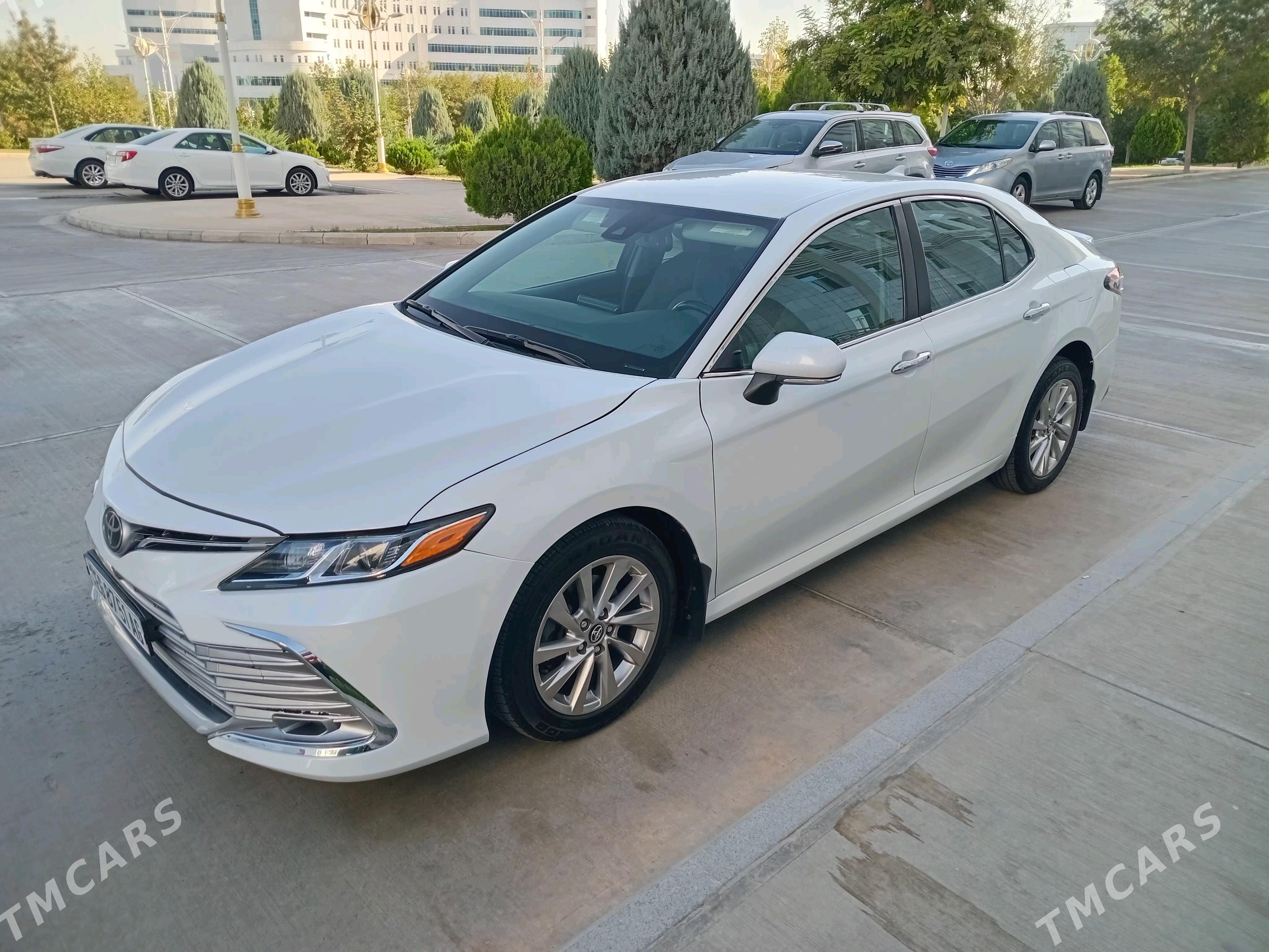Toyota Camry 2021 - 335 000 TMT - Ашхабад - img 3