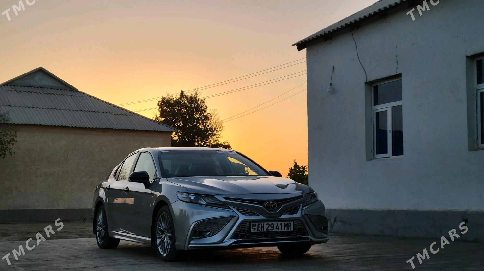 Toyota Camry 2020 - 300 000 TMT - Türkmengala - img 3