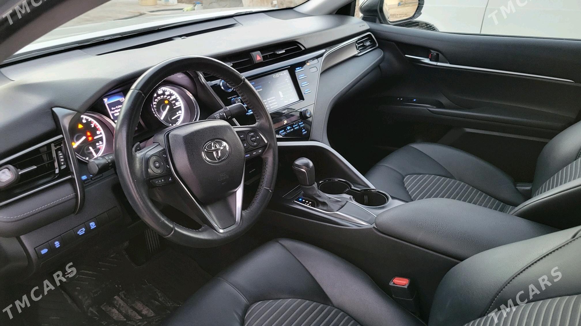 Toyota Camry 2020 - 300 000 TMT - Türkmengala - img 6