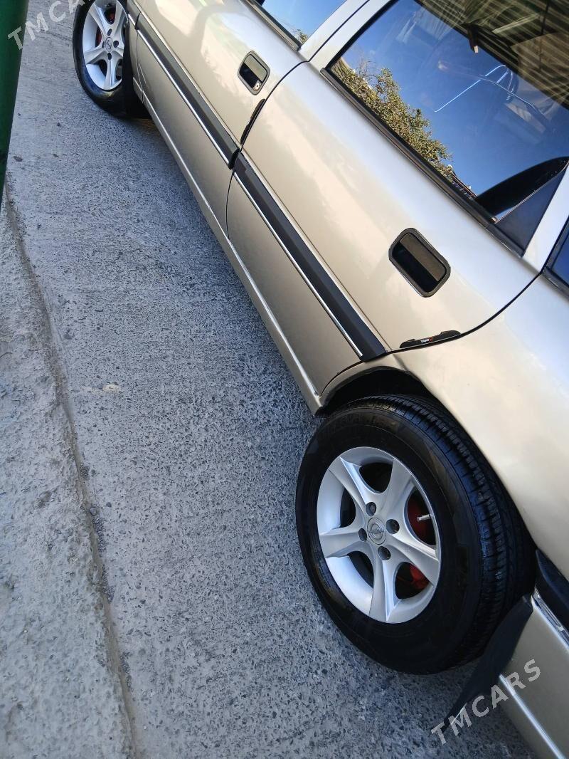 Opel Vectra 1989 - 32 000 TMT - Туркменабат - img 3