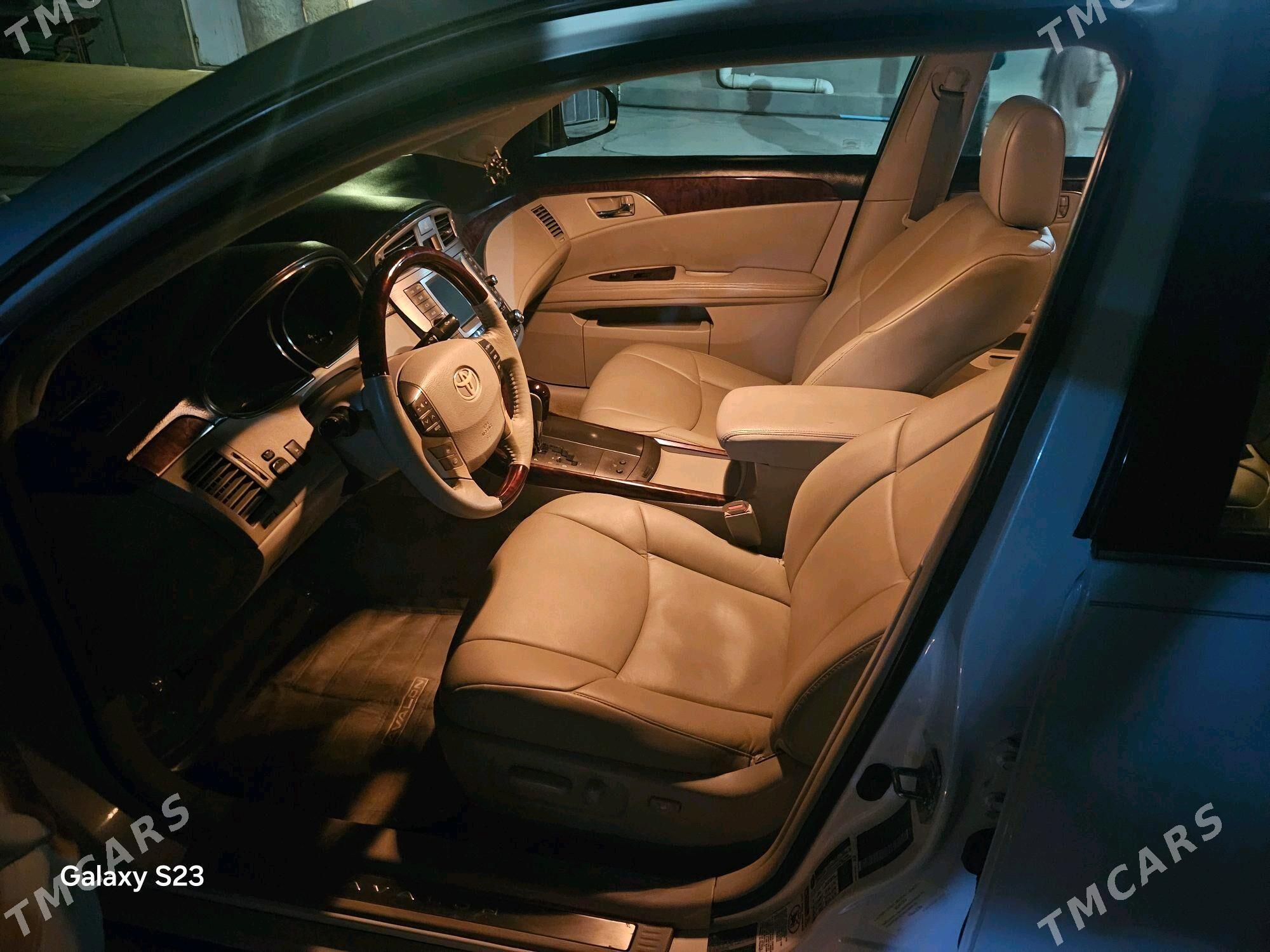 Toyota Avalon 2011 - 325 000 TMT - Гызыларбат - img 2