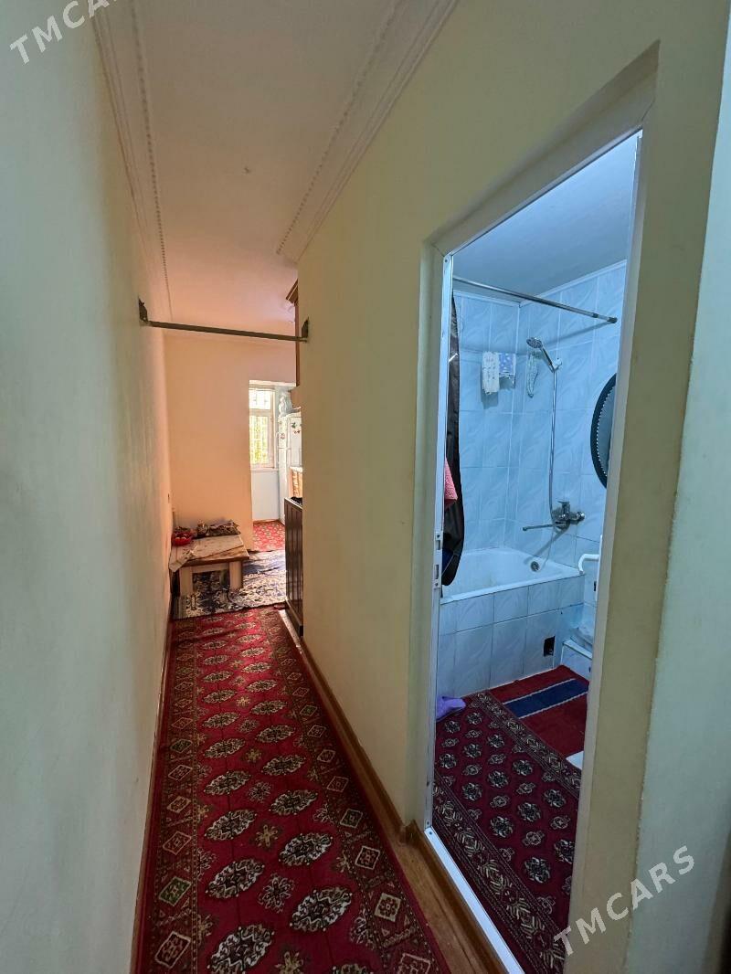 11mkr 2etaj 2kom razdelni - Ашхабад - img 3