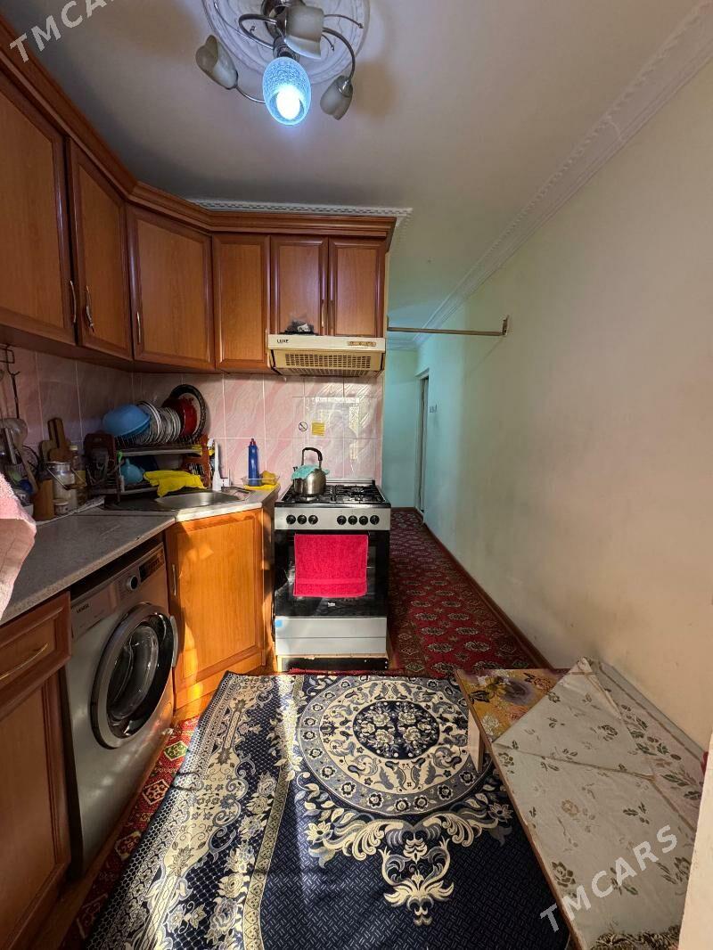 11mkr 2etaj 2kom razdelni - Ашхабад - img 8