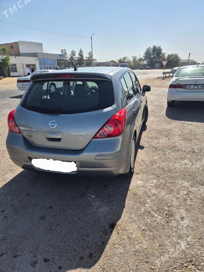 Nissan Versa 2009 - 130 000 TMT - Mary - img 7